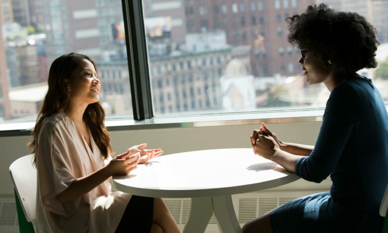 10 frases que você deve evitar de falar nas conversas