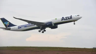 Azul corre risco de cancelar voos para não gastar com combustível