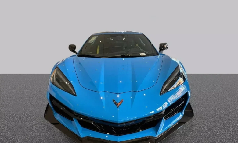 Tentativa de furto de Corvette Z06 termina com veículo preso em janela – Fipe Carros