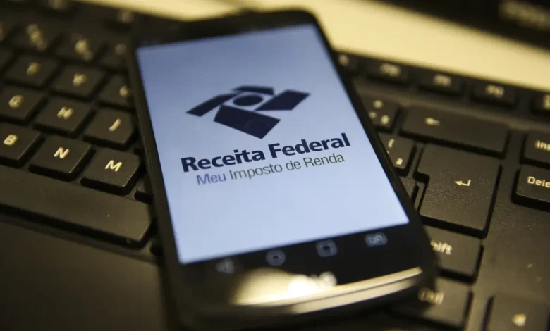 Restituição do Imposto de Renda 2025 começa a ser paga nesta segunda (30/06)