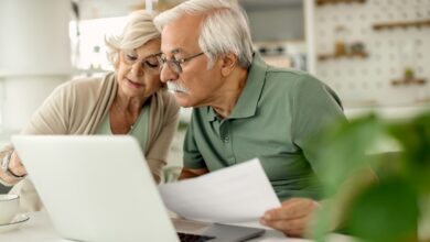 Idosos com mais de 60 anos podem eliminar até 3 dívidas com nova lei