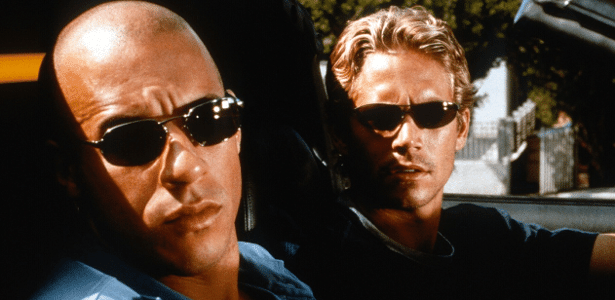 Vin Diesel e Paul Walker em cena de