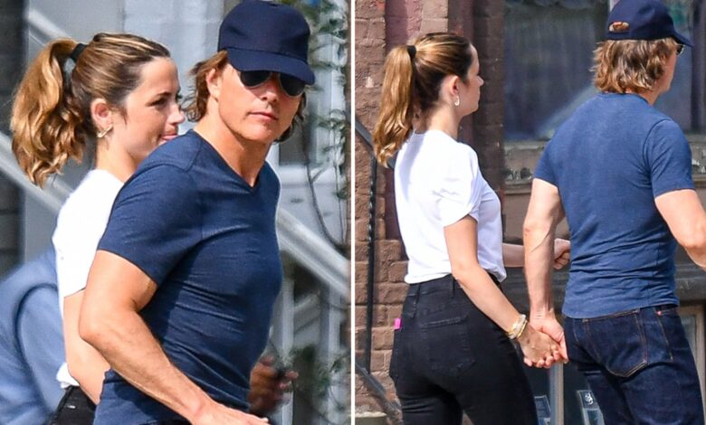 Tom Cruise & Ana de Armas Hold Hands in Vermont, Look Like a Couple