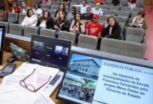 Comissão de Educação, Ciência e Tecnologia - debate sobre encerramento de escola em Oliveira
