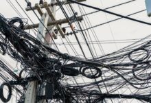 Descubra por que a rede elétrica subterrânea ainda é exceção em São Paulo, mesmo após apagões causados por temporais e ventos fortes. Entenda os desafios e os custos.
