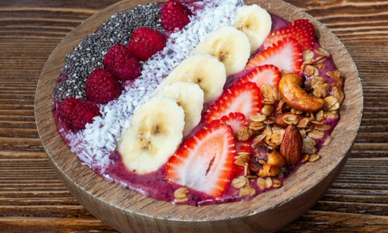 Alimentos e bebidas naturais que podem transformar seu sono