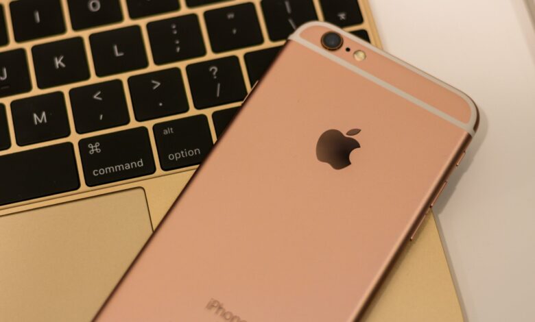 Apple finaliza novo iPhone dobrável e prepara lançamento, segundo rumores