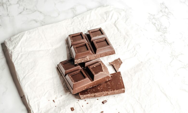 Alta histórica do chocolate afeta bolso e hábitos dos brasileiros