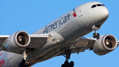 Avião retorna a aeroporto após mulher ler “descanse em paz” em celular de passageiro