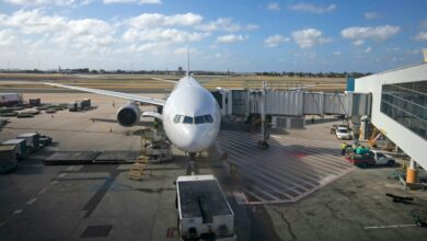 Passagem comprada na Azul? Veja se será afetado com a crise