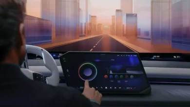 BMW apresenta interior tecnológico do X5 2027 com nova tela panorâmica