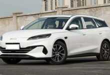 BYD lança perua híbrida com preço de Kwid e até 2.000 km de autonomia