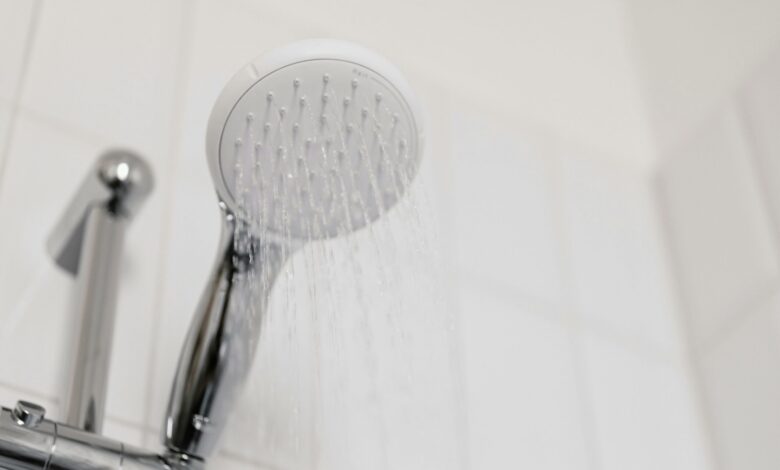 Tomar banho gelado no frio pode ser a solução dos seus problemas de saúde