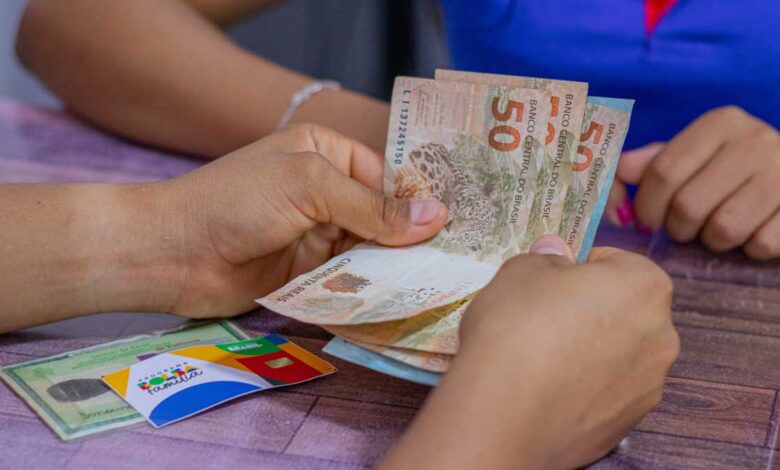 Vai ter 13º salário no Bolsa Família em 2025?