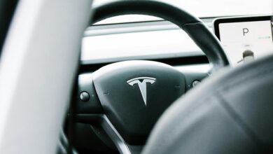 Você não vai acreditar no que Elon Musk e Tesla conseguiram fazer com esse carro