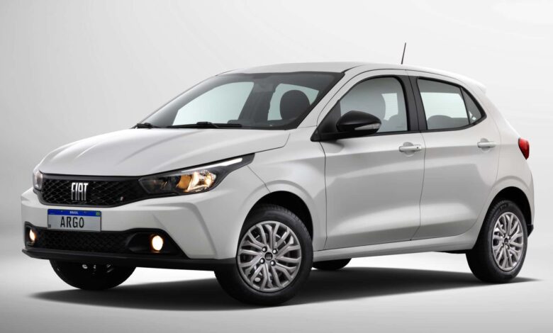 Fiat Mobi e Argo têm IPI zerado e descontos de até R$ 13 mil no preço
