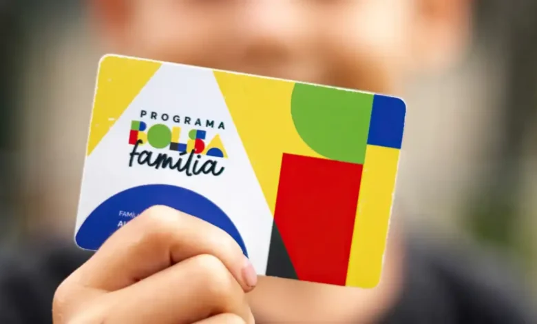 Governo atualiza regras do Bolsa Família e impõe novas exigências