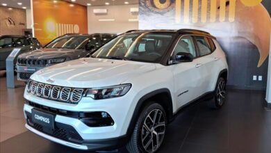 Jeep Compass Blackhawk está com super desconto de R$ 50.778 para CNPJ