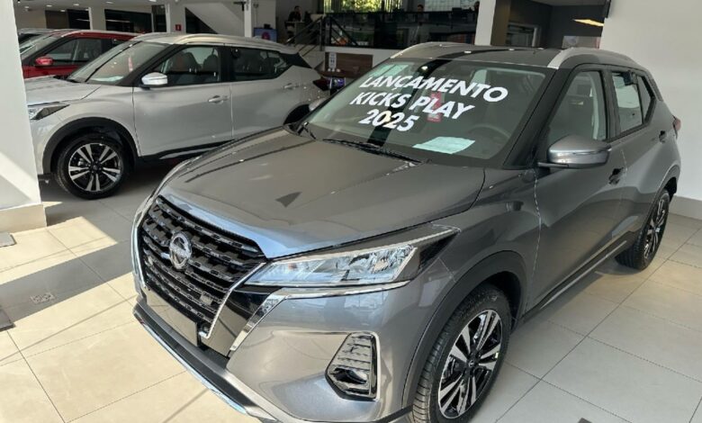 Com desconto de R$ 28 mil, Nissan Kicks Play Active Plus custa menos que Polo