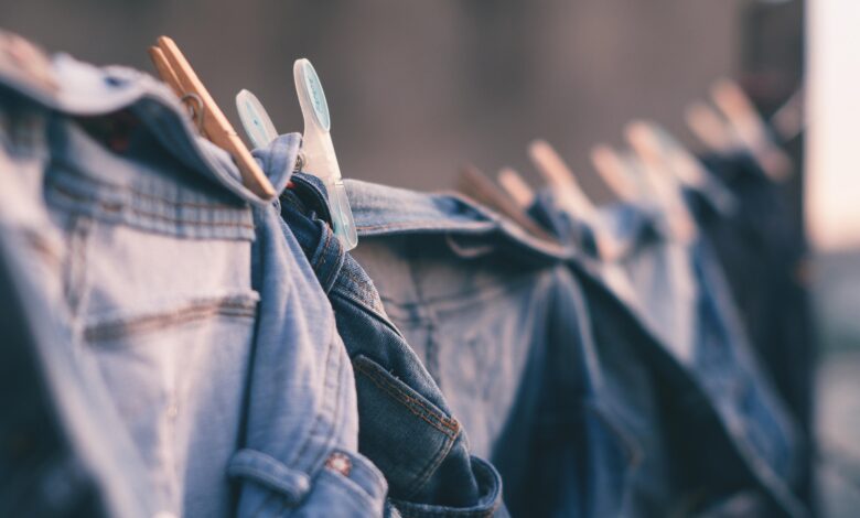 Dicas práticas para acelerar a secagem de roupas
