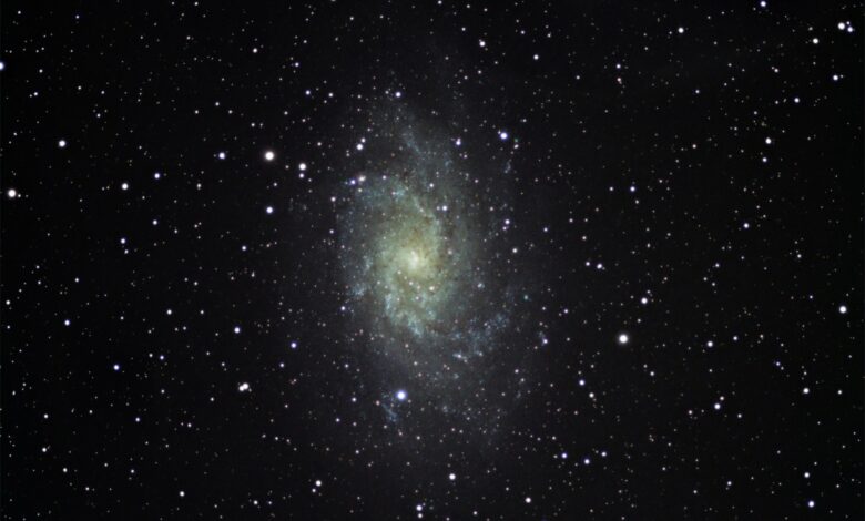 Ciência enfrenta crise com nova explicação para origem do cosmos