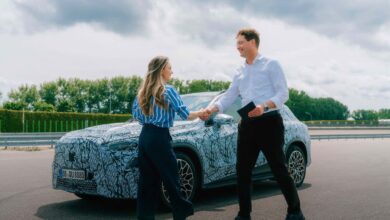 Teaser mostra que o novo Mercedes-Benz GLC será elétrico