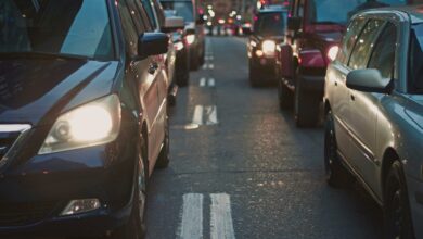 Motoristas são multados sem perceber por novo radar "invisível" do governo