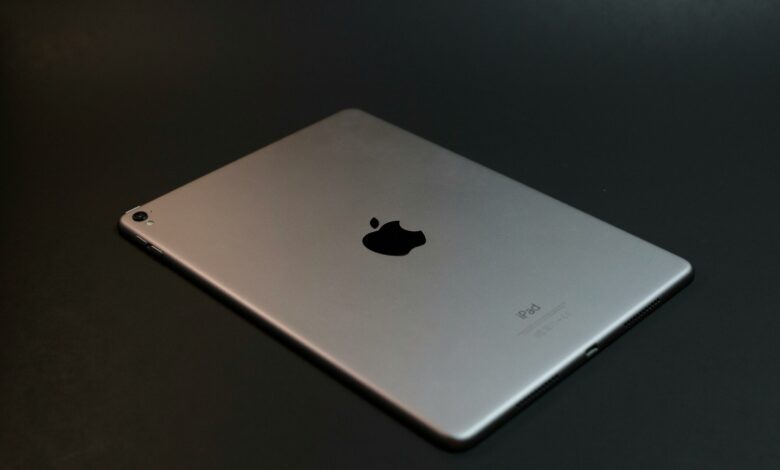 Dois modelos inéditos da Apple devem chegar ao mercado em 2026