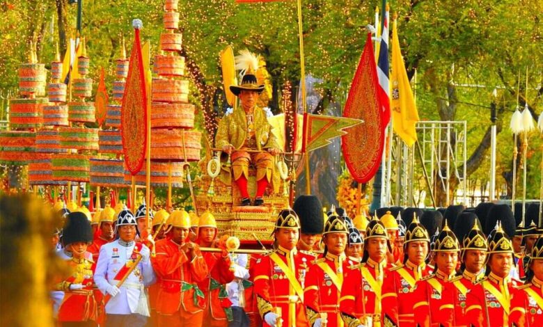 Rama X, Rei da Tailândia, Riqueza, Jatos