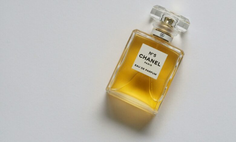 Os 8 perfumes mais icônicos de todos os tempos foram revelados