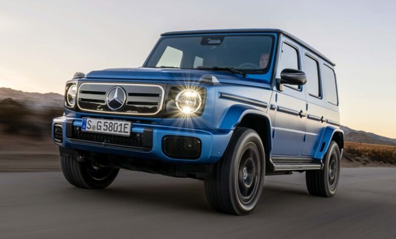 Perseguição policial termina em capotamento de Mercedes G-Class em Pasadena