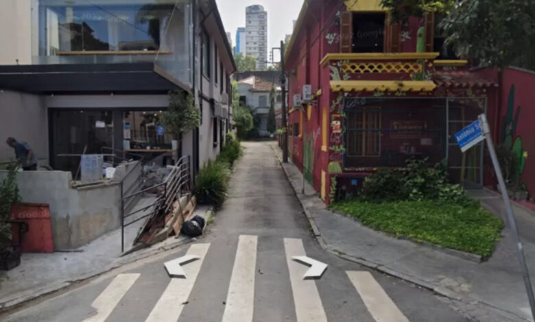 Venda de rua Condomínio de luxo Função social da propriedade Legalidade da venda de ruas
