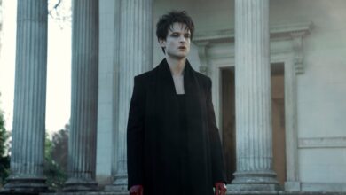 Creator Talks Universe Future, Neil Gaiman
