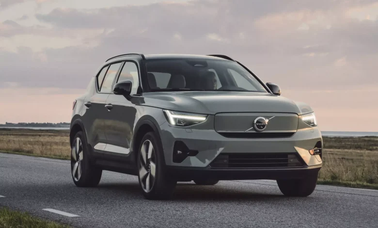 Volvo é processada nos EUA por falhas de segurança no XC40 elétrico