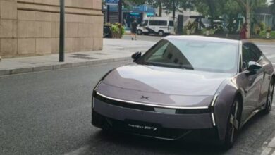 Novo Xpeng P7 vaza na China com visual Liftback e estilo mais esportivo