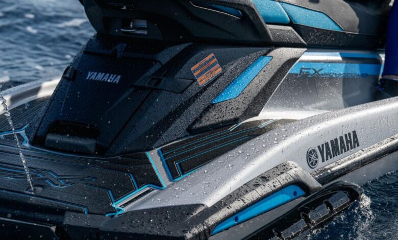 amaha WaveRunner FX Cruiser HO: conheça o jet ski de luxo com motor 1.8 e tela touch