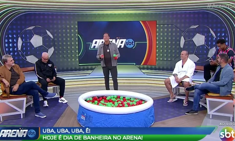 Benjamin Back comanda o Arena SBT. Foto: Reprodução/SBT