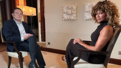 Roberto Cabrini e&nbsp;DJ Beka. Fotos: Divulga&ccedil;&atilde;o RECORD