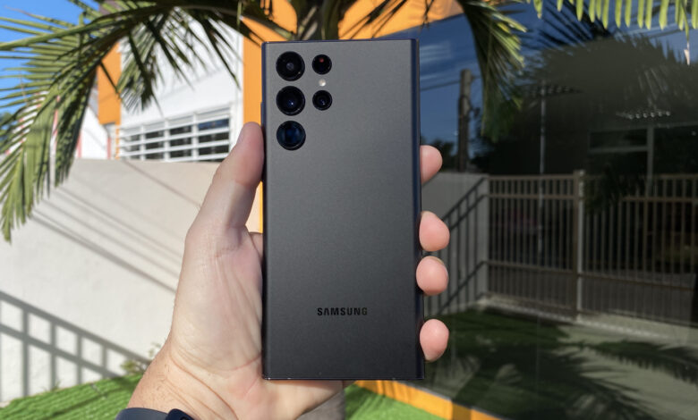 Galaxy S22, S22 Plus e S22 Ultra recebem atualização de julho antes do Android 16