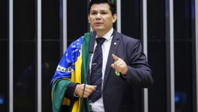 Conselho de Ética instaura processo que pode cassar mandato de Gilvan da Federal