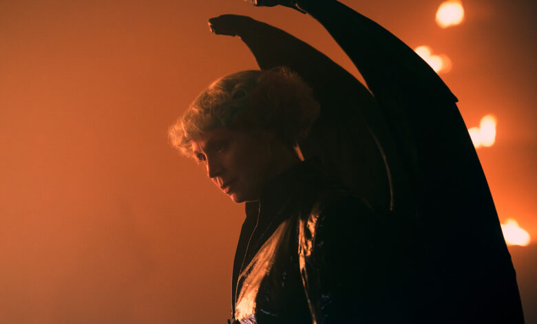 Morpheus Has A Message For Lucifer In New Clip From Tomorrow's Season 2 Premiere