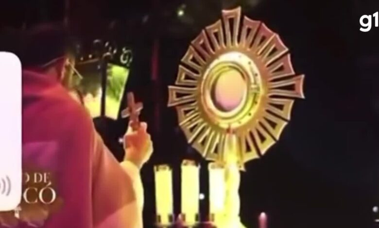Oração em evento católico compara homossexualidade e lesbianidade a doenças; veja vídeo