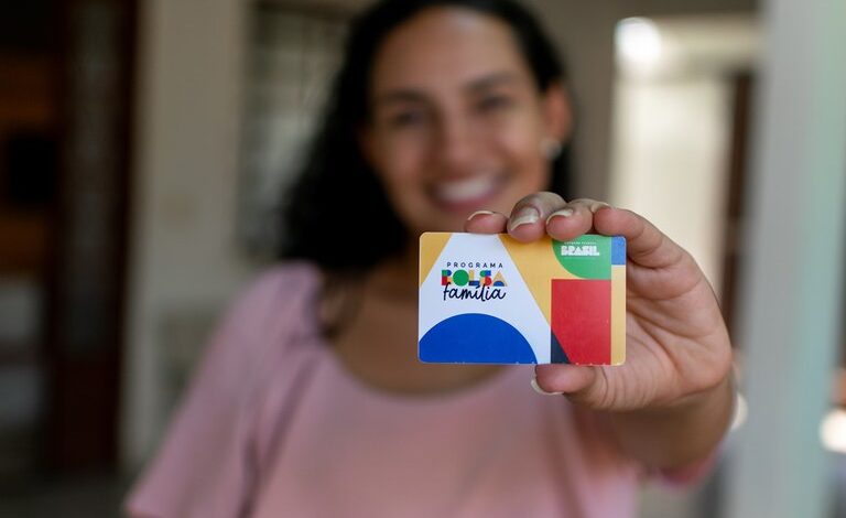 Bolsa Família de agosto vem com valor extra de R$ 108