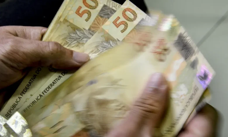 Caixa Tem com pagamento de até R$ 2.800 para beneficiários