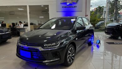 Chevrolet Onix 2026 vale a pena? Marca busca reconquistar mercado com preço abaixo de R$ 100 mil