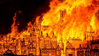 Cidade inteira foi reduzida a cinzas após incêndio