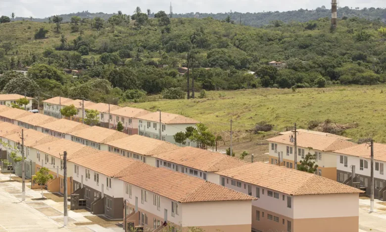 Cidades que dão casas e até pagamento para novos moradores