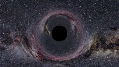 Cientistas identificam o primeiro buraco negro do universo