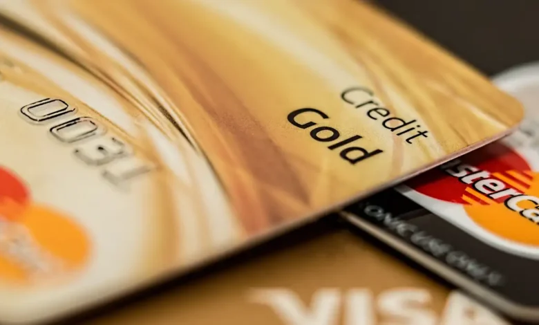 Saiba quais contas podem ser pagas com cartão de crédito e como fazer