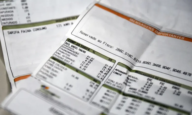 Bônus garante desconto na conta de luz para 85 mil famílias em agosto de 2025